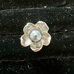 Elegant Silver Flower Pearl Ring -adjustable